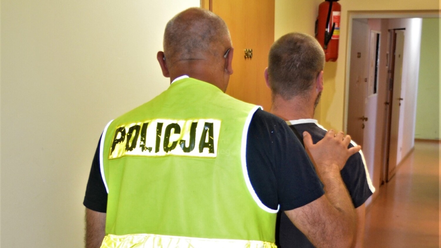 Piotr Kwidziński- Kradzież 10 tysięcy litórw paliwa.mp3