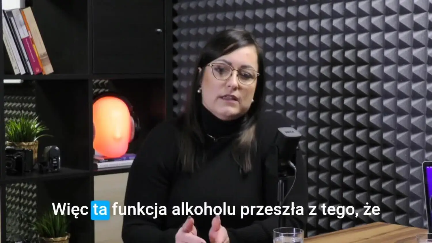 Poznaj prawdę o alkoholu: wywiad z Krystyną Bławat