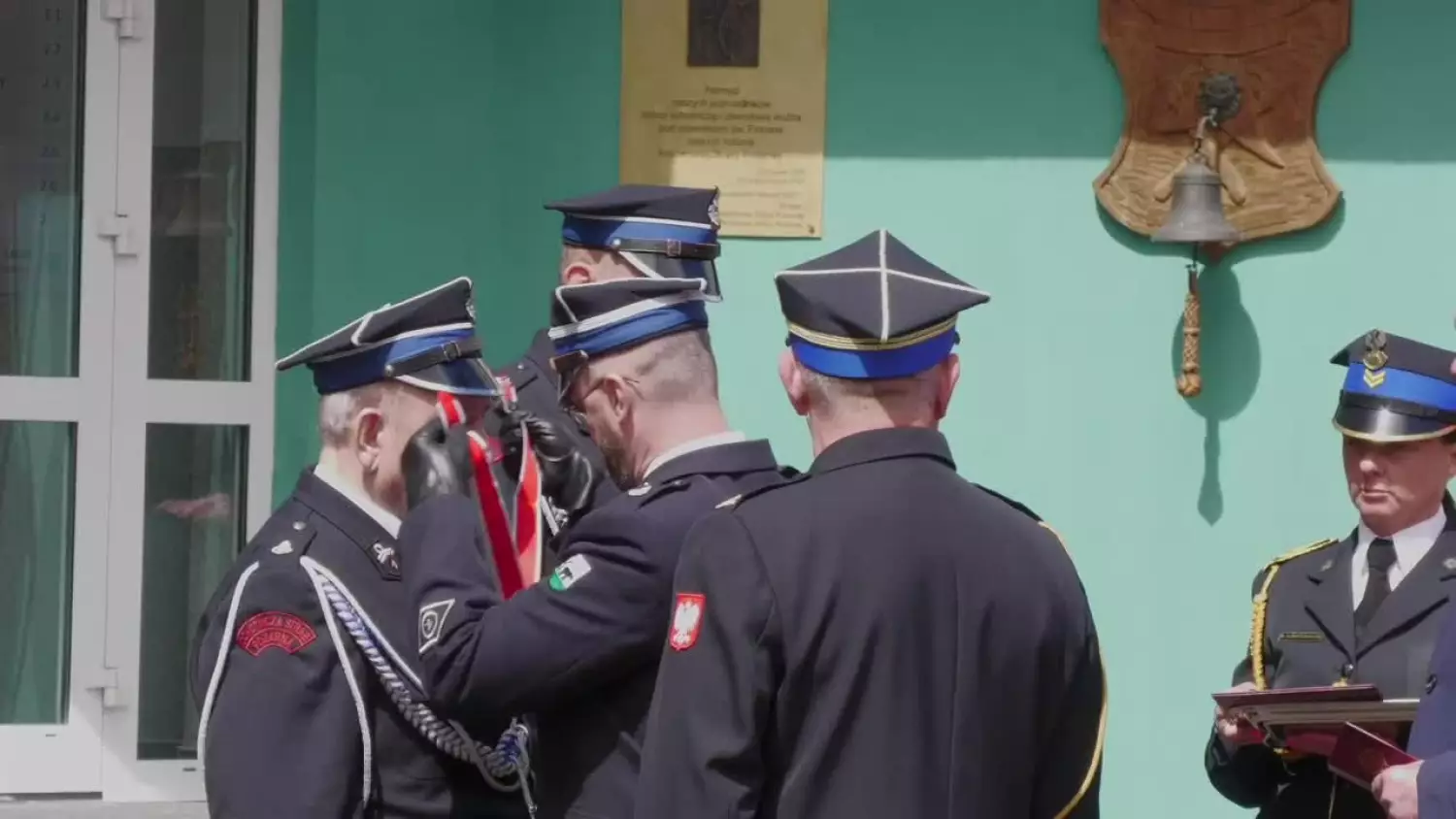 Dzień Strażaka w Kościerzynie: Odznaczenia, awanse i jubileusz KSRG – relacja z uroczystości