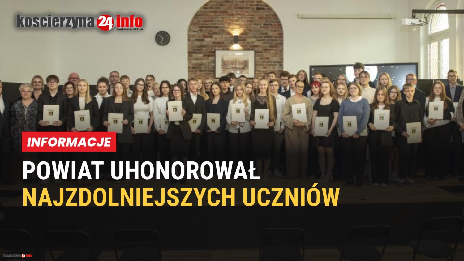 Uczniowie i absolwenci z powiatu kościerskiego odebrali stypendia i nagrody starosty